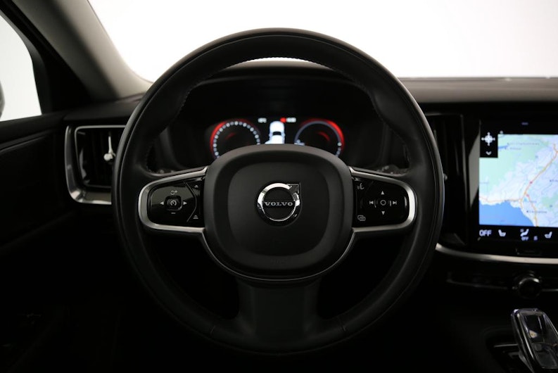 Vehicle image VOLVO V60
