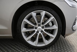 Vehicle image VOLVO V60 2.0 T6 TE Inscription eAWD