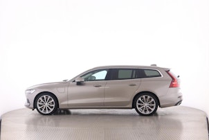 Vehicle image VOLVO V60 2.0 T6 TE Inscription eAWD