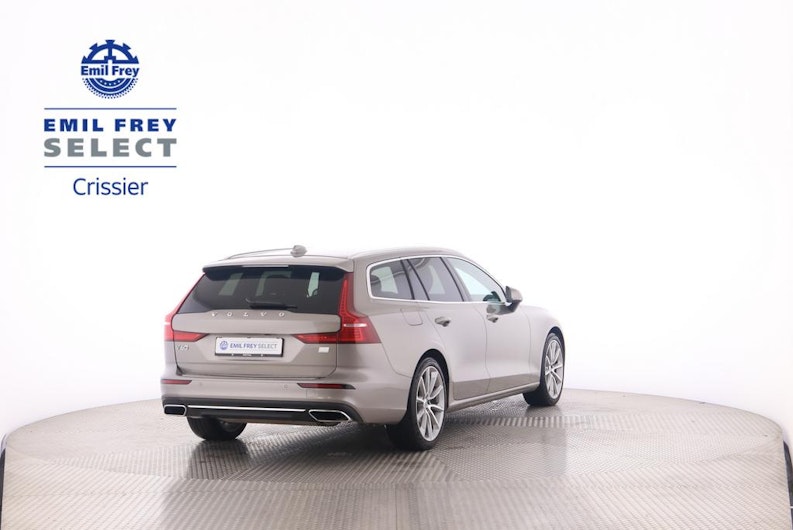 Vehicle image VOLVO V60