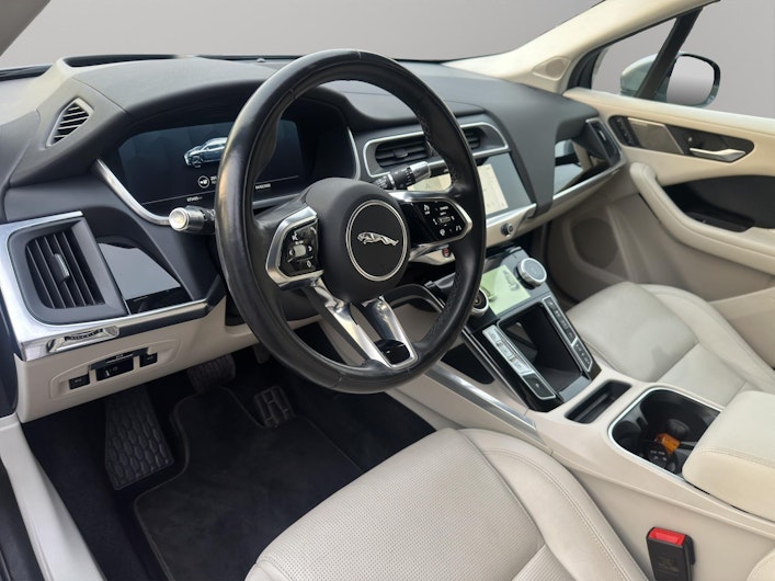 Vehicle image JAGUAR I-PACE