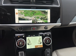 Vehicle image JAGUAR I-Pace EV400 SE AWD