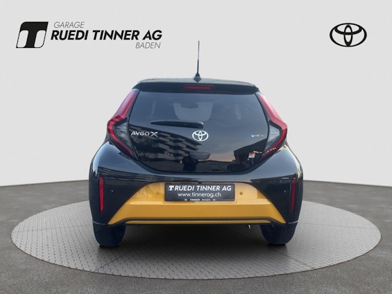 Vehicle image 5 Vehicle image 5