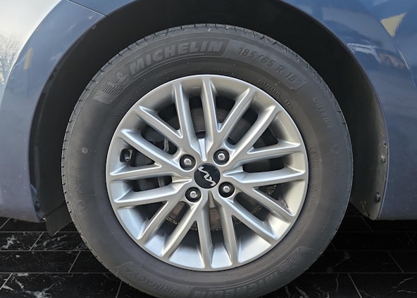 Vehicle image 10 Vehicle image 10