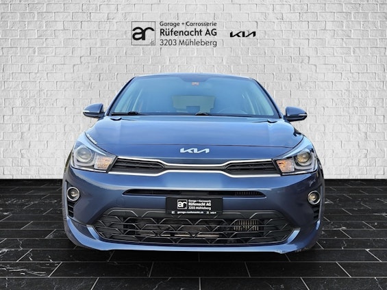 Vehicle image 2 Vehicle image 2