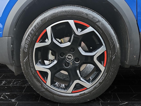 Vehicle image 10 Vehicle image 10