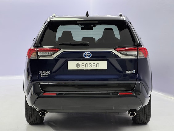 Vehicle image 3 Vehicle image 3