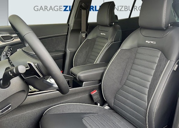 Vehicle image 8 Vehicle image 8