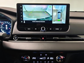 Vehicle image MITSUBISHI Outlander 2.4 PHEV Intense 4x4