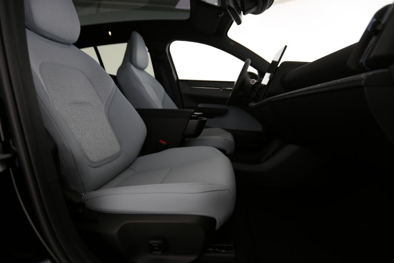 Vehicle image VOLVO EX 30