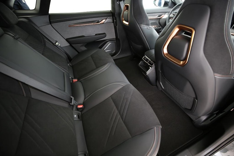 Vehicle image ZEEKR 001