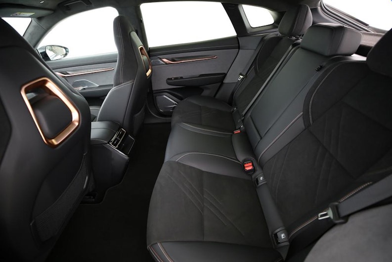 Vehicle image ZEEKR 001