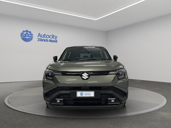 Vehicle image 4 Vehicle image 4