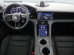 Porsche Taycan 4 Cross Turismo