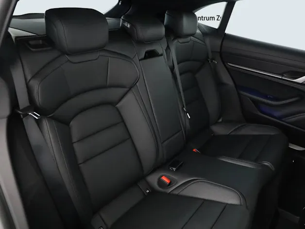Porsche Taycan 4 Cross Turismo