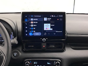 Vehicle image TOYOTA Yaris 1.5 VVT-i HSD Trend