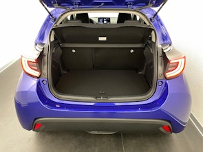 Vehicle image TOYOTA Yaris 1.5 VVT-i HSD Trend