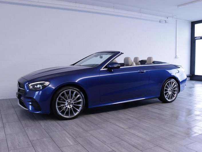 Vehicle image MERCEDES-BENZ E 200