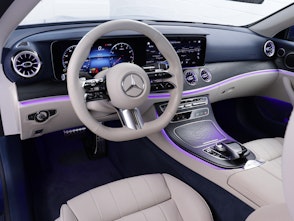 Fahrzeugbild MERCEDES-BENZ E 200 AMG Line 4matic Cabriolet
