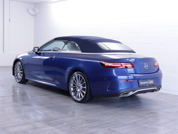 Vehicle image MERCEDES-BENZ E 200