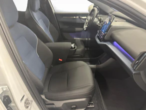https://vehicle.imgix.net/4099515/d81a0cc2-f4a6-4128-9e50-575fab50b5ea.jpg