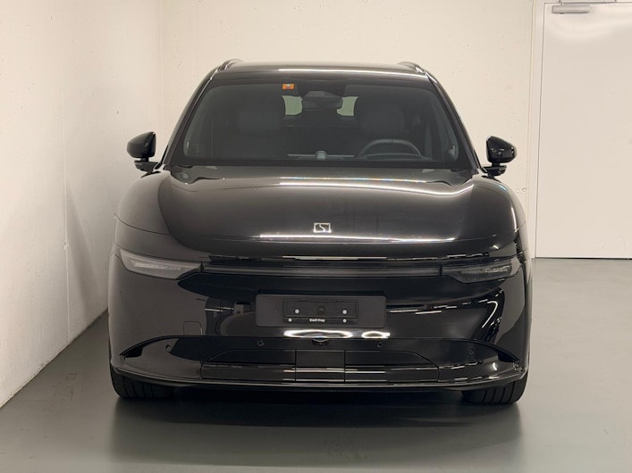 Vehicle image ZEEKR X