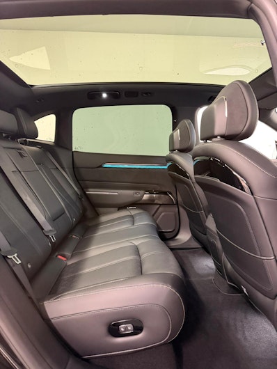 Vehicle image ZEEKR X