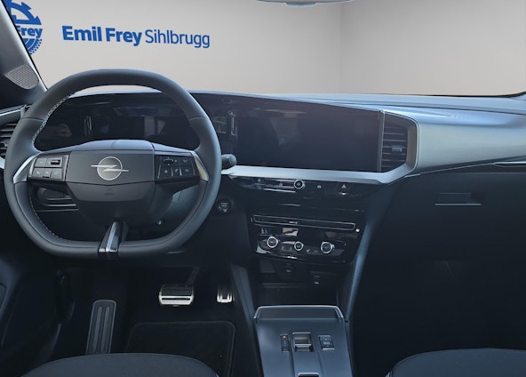 Vehicle image 4 Vehicle image 4