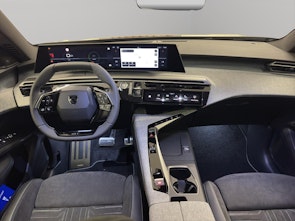 Vehicle image PEUGEOT 3008 e-Launch Edition AWD