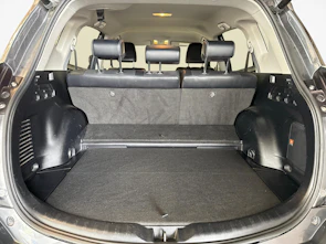 Fahrzeugbild TOYOTA RAV4 2.5 HSD Sol Premium 4x4