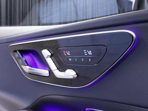 Fahrzeugbild MERCEDES-BENZ C 200 AMG Line 4matic