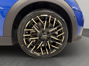 Vehicle image MINI Mini F65 2.0i Cooper S SDKG