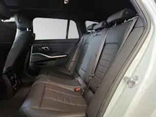BMW 330e xDrive SAG Touring