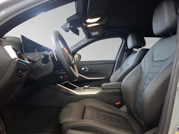 BMW 330e xDrive SAG Touring