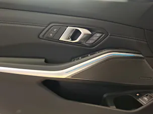 BMW 330e xDrive SAG Touring