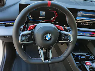 BMW M5 xDrive Touring