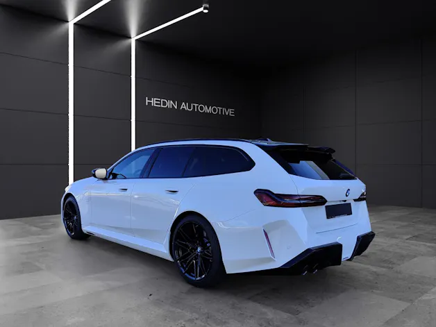 BMW M5 xDrive Touring