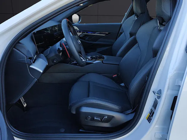 BMW M5 xDrive Touring