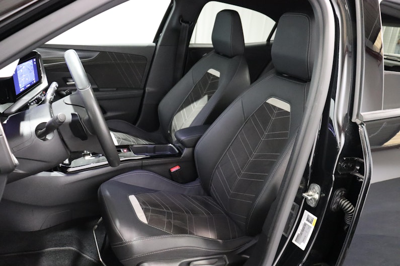 Vehicle image OPEL MOKKA