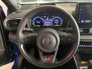 Toyota Yaris 1.5 VVT-i HSD GR Sport