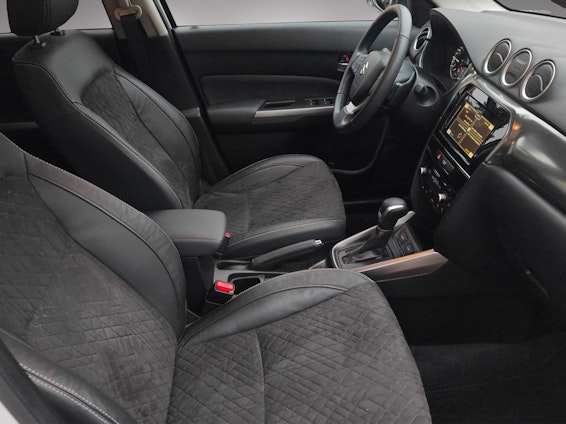 Vehicle image 8 Vehicle image 8