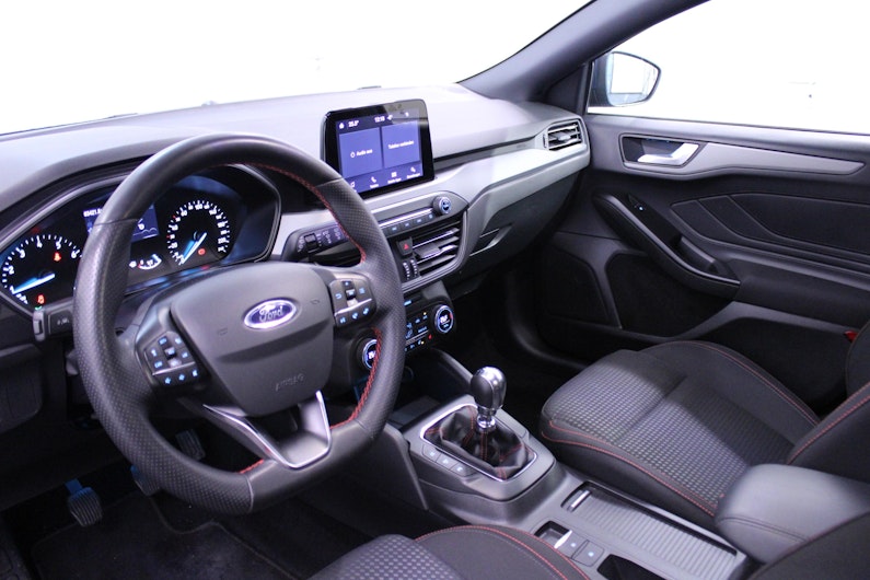 Vehicle image FORD FOCUS