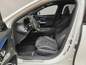 Mercedes-Benz E 200 4Matic AMG Line Kombi