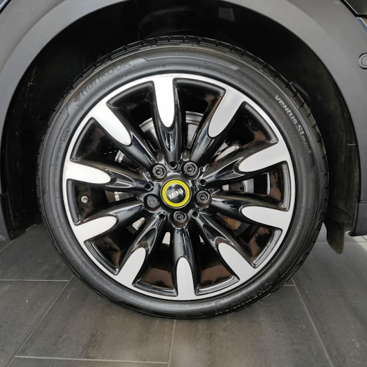 Vehicle image MINI MINI