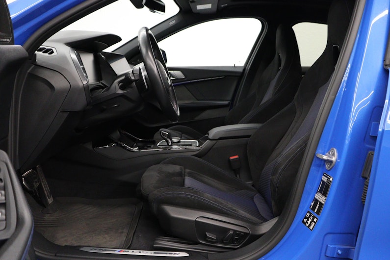 Vehicle image BMW 1 SERIES