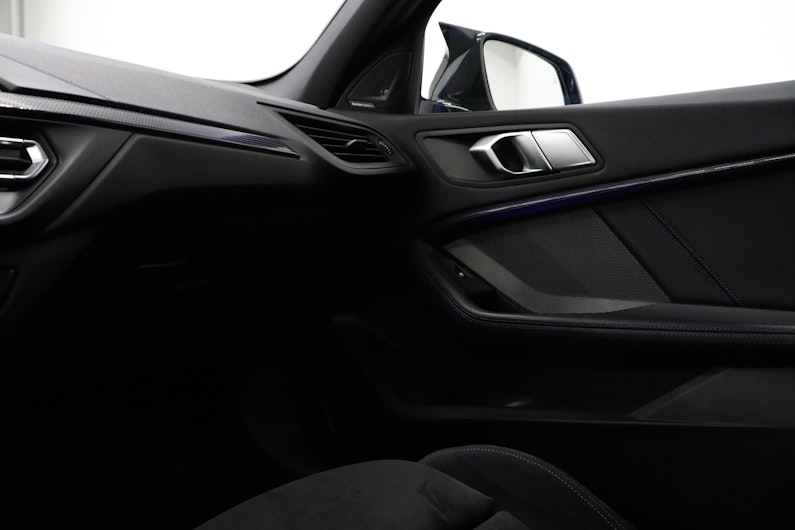 Vehicle image BMW 1 SERIES