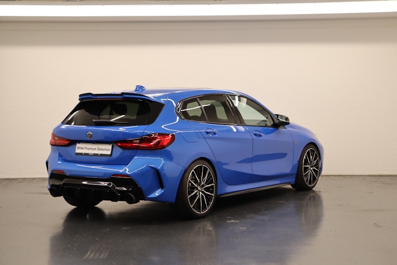 Vehicle image BMW 1 SERIES