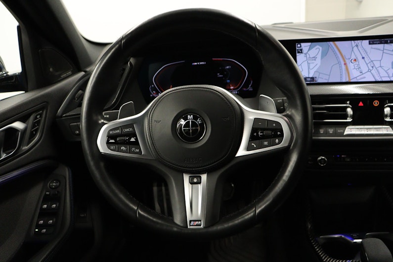 Vehicle image BMW 1 SERIES