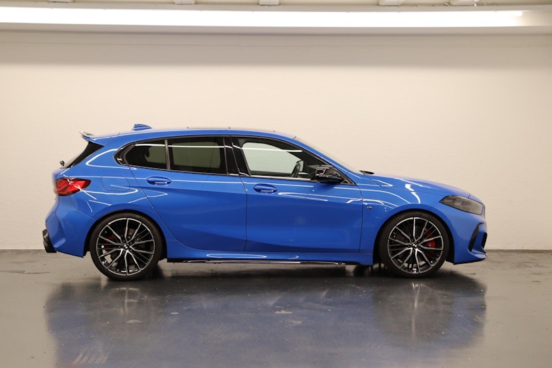 Vehicle image BMW 1 SERIES