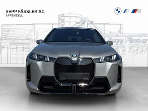 BMW iX xDrive45 M Sport Pro